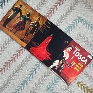 Carmen, Tosca and Norma operas. Vinyl records.